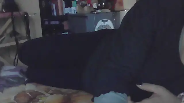 luanahot1 online show from February 17, 2026, 12:45 pm