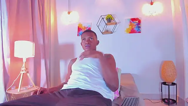 Snapshot of hanssmitt chatting on February 23, 2026, 7:00 pm hanssmitt online show from February 23, 2026, 7:00 pm