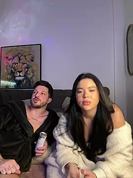 lanaprado online show from February 17, 2026, 9:54 pm