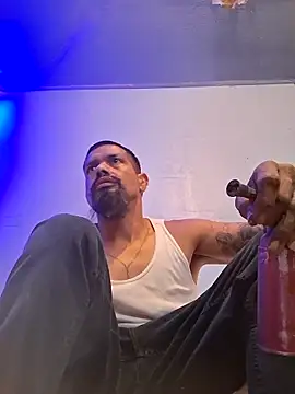 Snapshot of cocky210 chatting on February 18, 2026, 6:59 pm cocky210 online show from February 18, 2026, 6:59 pm