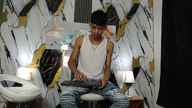 KITTY BOSH online show from March 5, 2026, 1:18 pm