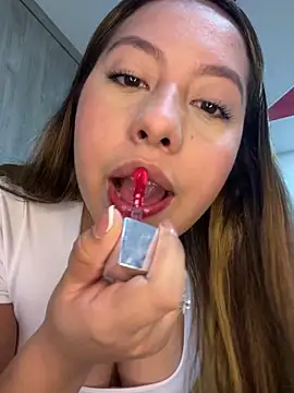 Snapshot of Emiily_joee_ chatting on May 26, 2026, 2:07 am Emiily joee online show from May 26, 2026, 2:07 am