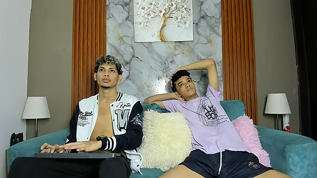 YOUNG BOYS HELL online show from March 5, 2026, 1:12 am