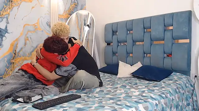 YOUNG BOYS HELL online show from June 17, 2026, 1:52 am