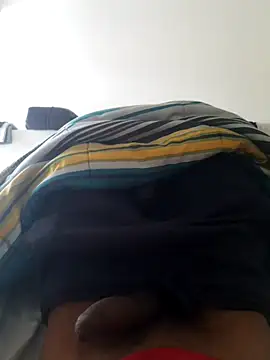 Snapshot of isuru_lakshan chatting on May 14, 2026, 9:49 am isuru lakshan online show from May 14, 2026, 9:49 am