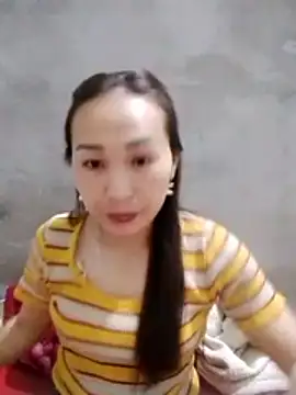 Snapshot of Thobaby112 chatting on February 25, 2026, 12:31 am Thobaby112 online show from February 25, 2026, 12:31 am