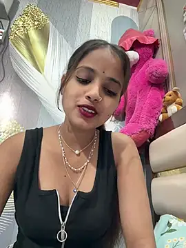 samayra1144 online show from April 4, 2026, 9:07 am