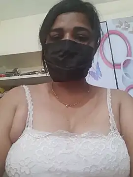 Tamil Luckly girl online show from March 28, 2026, 7:52 am