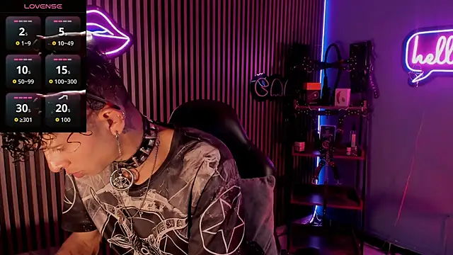 Snapshot of Maximoking26 chatting on April 5, 2026, 1:03 am Maximoking26 online show from April 5, 2026, 1:03 am