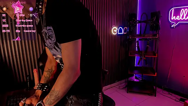 Snapshot of Maximoking26 chatting on April 12, 2026, 5:23 am Maximoking26 online show from April 12, 2026, 5:23 am