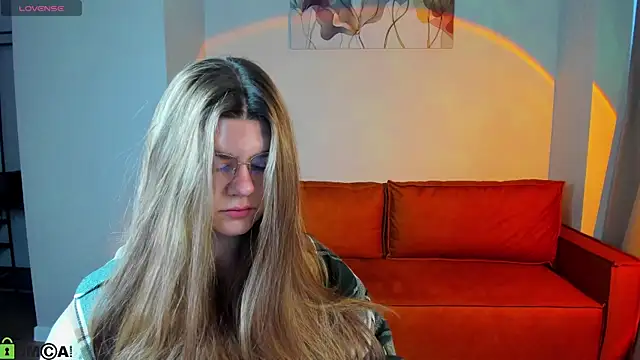 Snapshot of zoe_j0y chatting on March 7, 2026, 1:57 am zoe j0y online show from March 7, 2026, 1:57 am