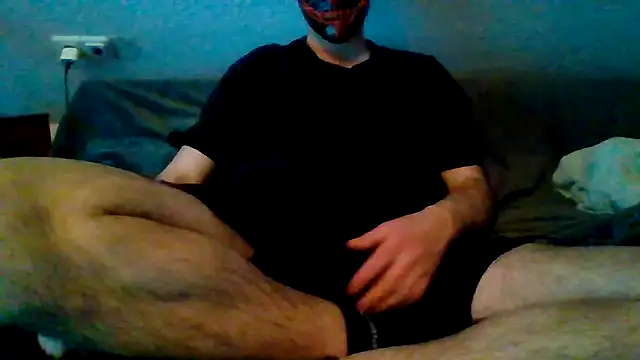 Blackklu online show from April 6, 2026, 6:31 pm