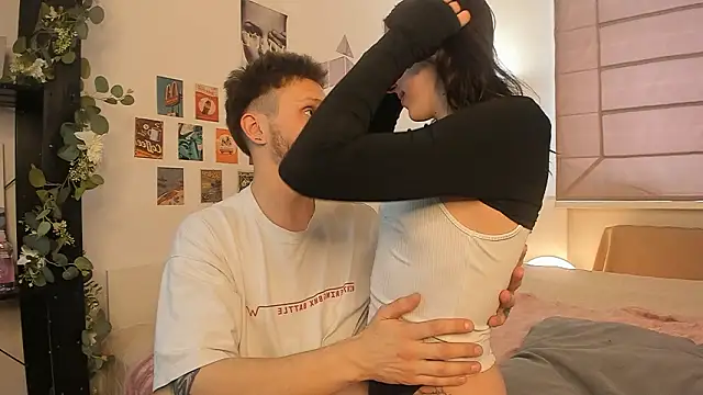 Snapshot of TogetherMode chatting on February 18, 2026, 12:34 pm TogetherMode online show from February 18, 2026, 12:34 pm