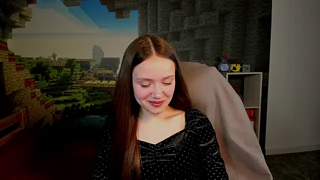 AshleyGlover online show from February 18, 2026, 2:35 pm