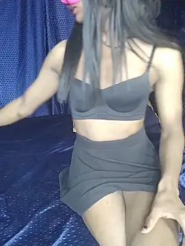 TRANSY WITH GIRL online show from April 3, 2026, 7:45 pm