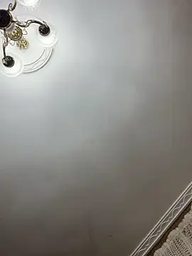 Sandragll online show from June 2, 2026, 7:27 pm