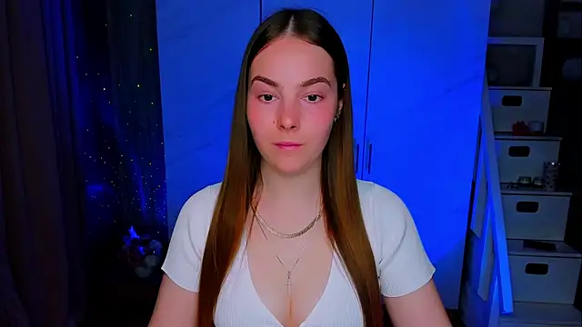 Snapshot of Maddy_Wood_ chatting on May 14, 2026, 1:07 pm Maddy Wood online show from May 14, 2026, 1:07 pm