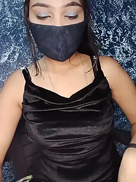 Snapshot of Cutie_babes01 chatting on May 25, 2026, 4:35 pm Cutie babes01 online show from May 25, 2026, 4:35 pm