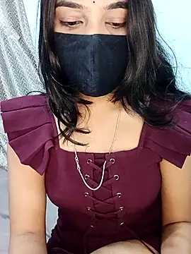 Cutie babes01 online show from July 28, 2026, 5:56 pm