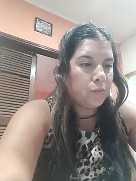 Lucia queen online show from April 4, 2026, 11:35 pm