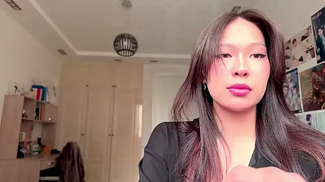 HannaOreo online show from March 24, 2026, 7:35 am