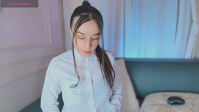 Dorothy valerisse online show from April 10, 2026, 10:42 am