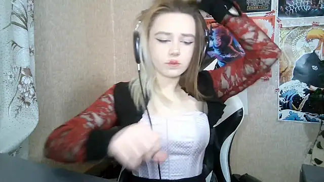 MilaTyan online show from March 20, 2026, 4:12 pm