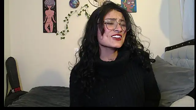 Snapshot of Lili__Clan chatting on May 29, 2026, 7:06 am Lili Clan online show from May 29, 2026, 7:06 am