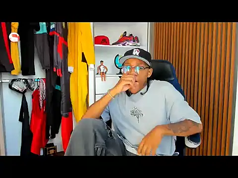 Snapshot of yandi_hot chatting on February 17, 2026, 2:02 pm yandi hot online show from February 17, 2026, 2:02 pm