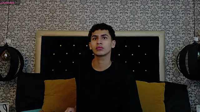 Snapshot of Dark_Sultan chatting on March 2, 2026, 8:37 pm Dark Sultan online show from March 2, 2026, 8:37 pm