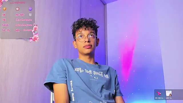 Maxfrost1 online show from April 3, 2026, 12:19 am