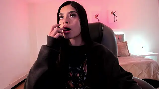 Snapshot of GuggaHell chatting on February 28, 2026, 12:39 pm GuggaHell online show from February 28, 2026, 12:39 pm