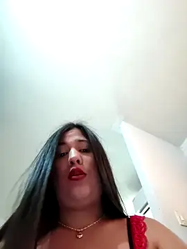 luna29 online show from April 28, 2026, 1:05 pm