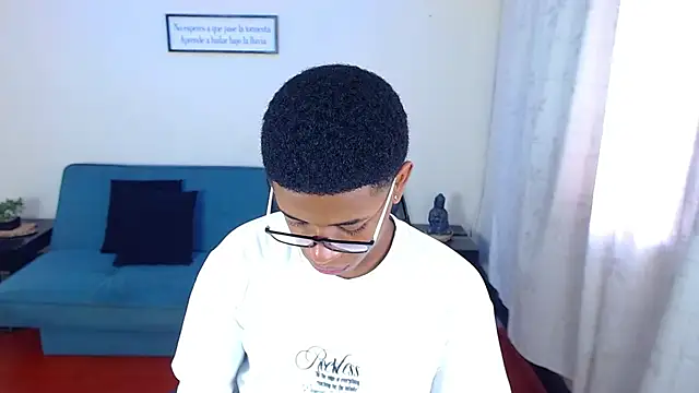 Snapshot of liiam3 chatting on February 28, 2026, 9:05 pm liiam3 online show from February 28, 2026, 9:05 pm