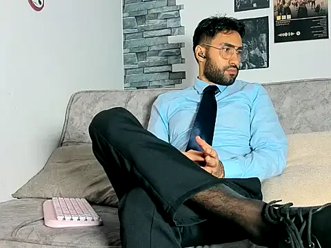 Snapshot of Justdavid_ chatting on May 29, 2026, 8:18 pm Justdavid online show from May 29, 2026, 8:18 pm