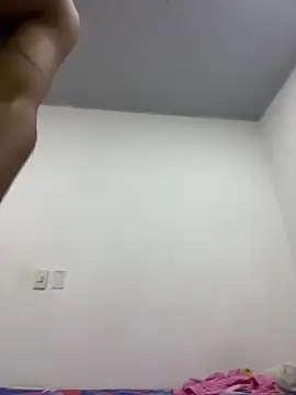 Thiago ro online show from February 18, 2026, 3:41 pm