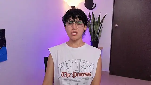 Snapshot of jeroharper_ chatting on April 15, 2026, 9:26 pm jeroharper online show from April 15, 2026, 9:26 pm