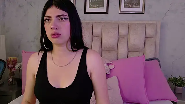 Snapshot of IsabellaRossi chatting on April 12, 2026, 4:23 pm IsabellaRossi online show from April 12, 2026, 4:23 pm
