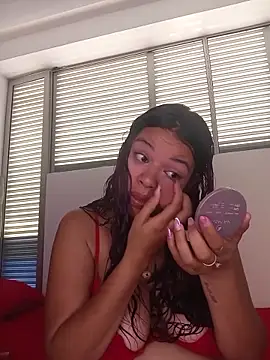 Violeta Collins online show from April 9, 2026, 11:59 am