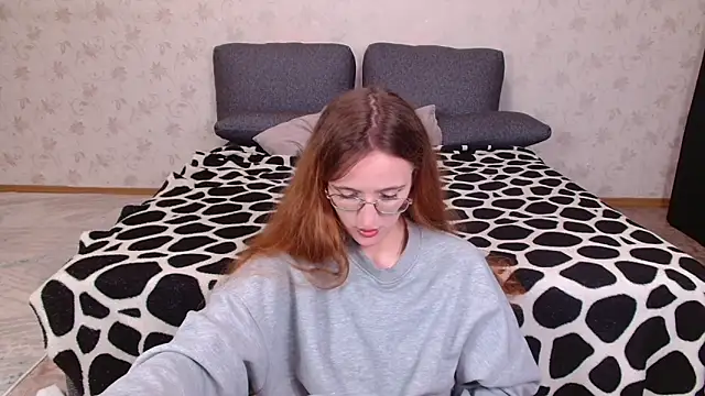 miay here  online show from May 28, 2026, 4:48 pm