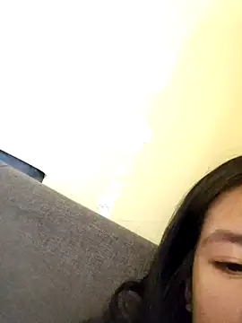 Snapshot of Luna_Moonfang chatting on March 31, 2026, 2:17 pm Luna Moonfang online show from March 31, 2026, 2:17 pm