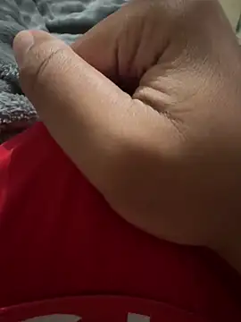 kakarot241515 online show from April 19, 2026, 2:55 am