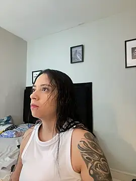 sabbrand0111 online show from April 18, 2026, 8:31 pm