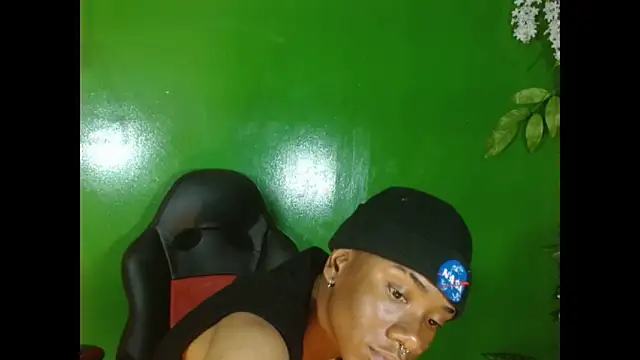 Darkiin FTM online show from February 26, 2026, 3:16 am