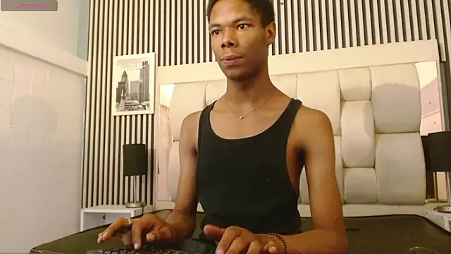 Santiago Ortiz  online show from March 15, 2026, 4:13 pm