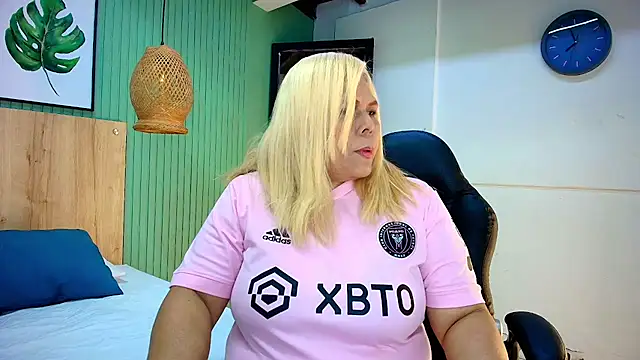 Snapshot of eva_colen50 chatting on March 16, 2026, 5:17 pm eva colen50 online show from March 16, 2026, 5:17 pm