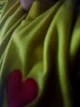 Snapshot of morinalisaa chatting on February 22, 2026, 2:02 am morinalisaa online show from February 22, 2026, 2:02 am