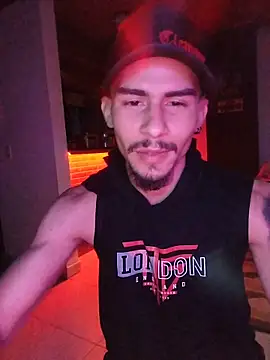 SharonTygaX online show from March 18, 2026, 11:19 pm