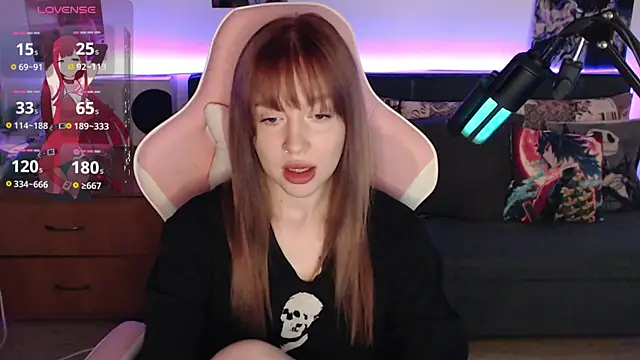 Snapshot of fantasy_lisaa chatting on April 14, 2026, 2:28 am fantasy lisaa online show from April 14, 2026, 2:28 am