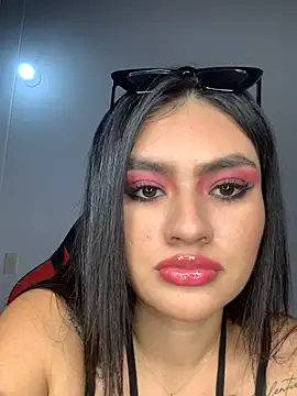 MiaFox mml online show from April 3, 2026, 5:49 am